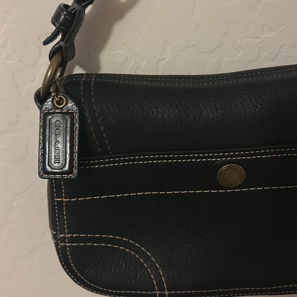 Small Coach vintage shoulder bag in excellent condition - Picture 5 of 9
